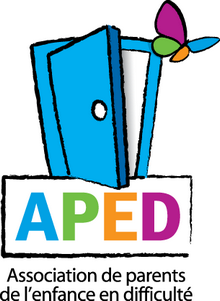 Logo APED 5 août 2012 papillon sortant d'une porte bleue